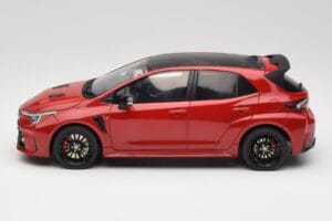 Toyota GR Corolla Circuit Edition E210 Supersonic Red Otto 1:18 OT1072 Żywica — zdjęcie 3 z 6