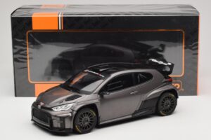 Toyota GR Yaris Rally2 Szary IXO 1:18 18CMC210 Metal — zdjęcie 6 z 6