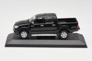 Toyota Hilux Czarny Minichamps 1:43 400166662 Metal