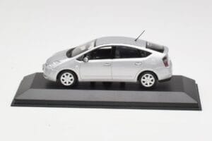 Toyota Prius Srebrny Minichamps 1:43 TOYOTA005 Metal