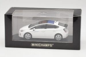 Toyota Prius XW30 Super Biały Minichamps 1:43 PRIUS001 Metal — zdjęcie 4 z 4