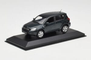 Toyota RAV4 XA20 Zielony Minichamps 1:43 TOYOTA008 Metal — zdjęcie 2 z 4