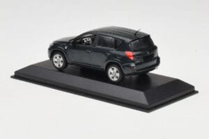 Toyota RAV4 XA20 Zielony Minichamps 1:43 TOYOTA008 Metal — zdjęcie 3 z 4