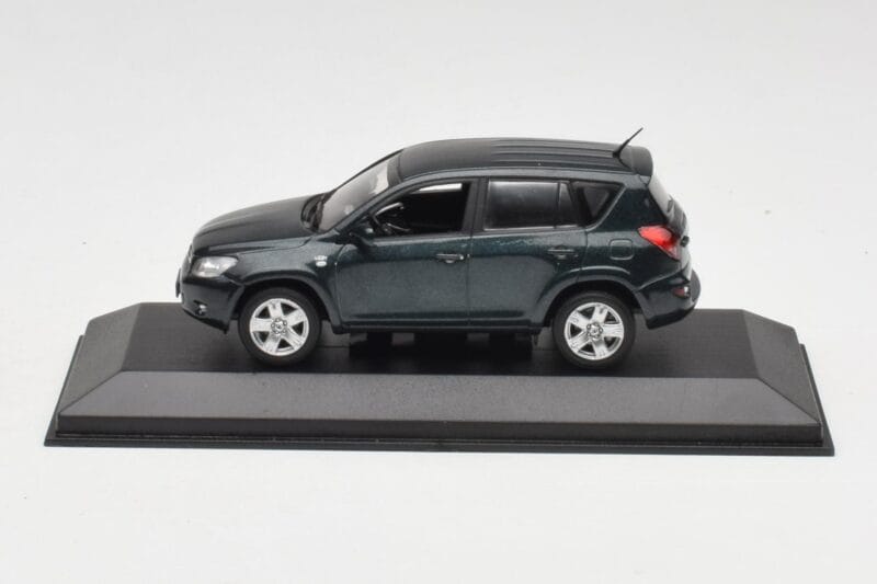 Toyota RAV4 XA20 Zielony Minichamps 1:43 TOYOTA008 Metal