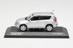 Toyota RAV4 XA30 Srebrny Minichamps 1:43 400166570 Metal