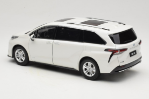 Toyota Sienna XL30 Biały OEM 1:18 TOYOTA013 Metal — zdjęcie 7 z 8