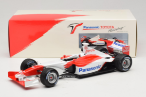Toyota TF102 Panasonic F1 Showcar 2002 Minichamps 1:18 100020174 Metal — zdjęcie 6 z 6