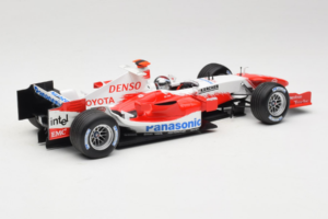 Toyota TF105 #16 J. Trulli Panasonic Toyota Racing 2005 Minichamps 1:18 100050016 Metal — zdjęcie 2 z 7