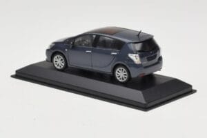 Toyota Verso Grey Metallic Minichamps 1:43 TOYOTA011 Metal — zdjęcie 3 z 4