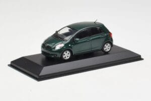 Toyota Yaris XP10 Oxford Green Minichamps 1:43 400166501 Metal — zdjęcie 2 z 4