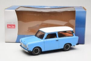 Trabant 601 Kombi Niebieski Sun Star 1:18 4272 Metal — zdjęcie 8 z 8