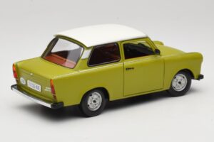 Trabant 601 Zielony Sun Star 1:18 4289 Metal — zdjęcie 3 z 8