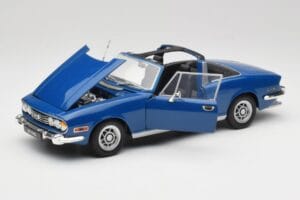 Triumph Stag Mk1 Sapphire Blue Revell 1:18 08815 Metal — zdjęcie 2 z 8