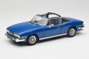 Triumph Stag Mk1 Sapphire Blue Revell 1:18 08815 Metal