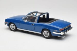 Triumph Stag Mk1 Sapphire Blue Revell 1:18 08815 Metal — zdjęcie 7 z 8