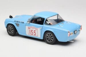 Triumph TR4 Rally Car Revell 1:18 08773 Metal — zdjęcie 7 z 8