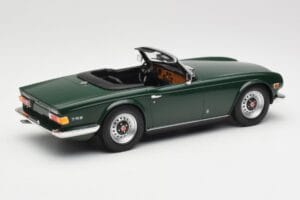 Triumph TR6 PI Ciemnozielony Minichamps 1:18 155132030 Metal — zdjęcie 2 z 6
