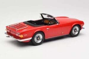 Triumph TR6 PI Czerwony Minichamps 1:18 155132031 Metal — zdjęcie 2 z 6