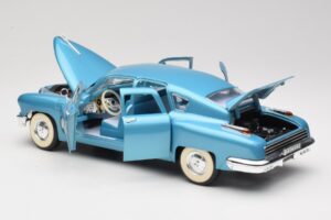 Tucker Torpedo Niebieski Road Signature 1:18 92268 Metal — zdjęcie 5 z 8