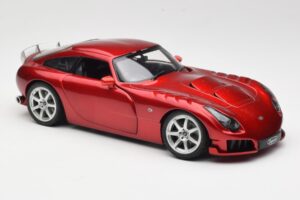 TVR Sagaris Czerwony Revell 1:18 08816 Metal — zdjęcie 6 z 8
