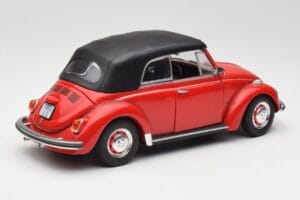 Volkswagen 1302 LS Kabriolet Czerwony Revell 1:18 08470 Metal — zdjęcie 3 z 8