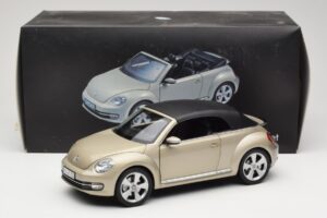 Volkswagen Beetle A5 Kabriolet Szary Kyosho 1:18 5C3099302P7W Metal — zdjęcie 8 z 8