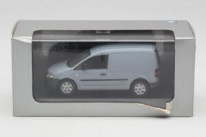 Volkswagen Caddy 2K Szary Minichamps 1:43 CADDY007 Metal — zdjęcie 4 z 4