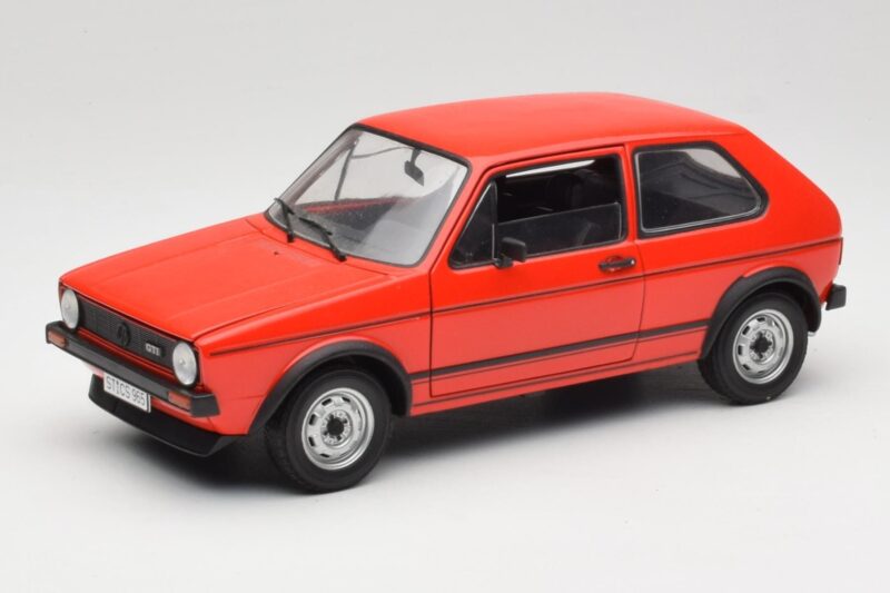 Volkswagen Golf GTI Mk1 Czerwony Solido 1:18 8166 Metal