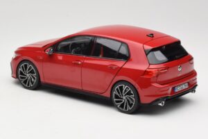 Volkswagen Golf GTI Mk8 Tornado Red Norev 1:18 188595 Metal — zdjęcie 7 z 8