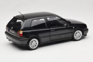 Volkswagen Golf Mk3 GTI Black Metallic Norev 1:18 188415 Metal — zdjęcie 3 z 8