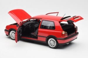 Volkswagen Golf Mk3 GTI Flash Red Norev 1:18 188418 Metal — zdjęcie 5 z 8