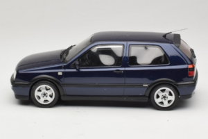 Volkswagen Golf Mk3 VR6 Ciemnoniebieski Otto 1:18 OT046 Żywica — zdjęcie 3 z 6