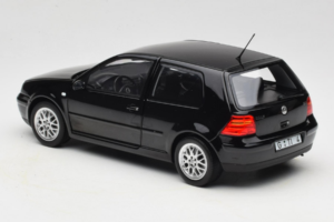 Volkswagen Golf GTI Mk4 Czarny Norev 1:18 188574 Metal — zdjęcie 7 z 8