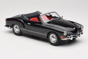 Volkswagen Karmann Ghia Kabriolet Czarny Minichamps 1:18 155054031 Metal — zdjęcie 4 z 6