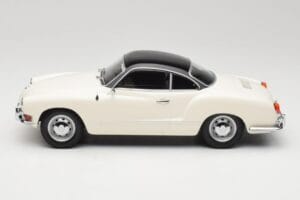 Volkswagen Karmann Ghia Kremowy Czarny Minichamps 1:18 155054021 Metal — zdjęcie 3 z 6