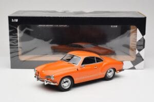 Volkswagen Karmann Ghia Pomarańczowy Minichamps 1:18 155054020 Metal — zdjęcie 6 z 6