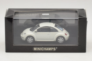 Volkswagen New Beetle Biały Minichamps 1:43 430058005 Metal — zdjęcie 4 z 4