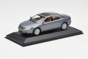 Volkswagen Phaeton 3D Szary Minichamps 1:43 3D0099300GPR7Q Metal — zdjęcie 2 z 4