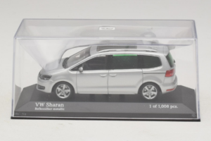 Volkswagen Sharan Srebrny Minichamps 1:43 400058101 Metal — zdjęcie 4 z 5