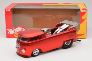Volkswagen T1 Truck Czerwony Hot Wheels 1:18 J2895 Metal — zdjęcie 8 z 8