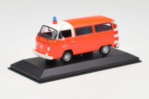 Volkswagen T2 Bus Straż Pożarna Frankfurt Minichamps 1:43 400053091-R Metal — zdjęcie 2 z 4