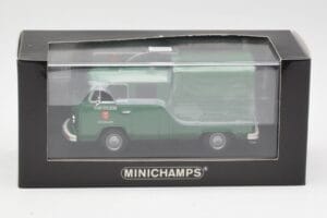 Volkswagen T2b Double Cab Flatbed Stadt Solberg Minichamps 1:43 400053261 Metal — zdjęcie 4 z 4