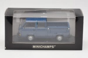 Volkswagen T3 Double Cab Flatbed Niebieski Minichamps 1:43 400055260 Metal — zdjęcie 4 z 4