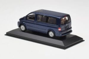Volkswagen T5 Bus Shadow Blue Minichamps 1:43 842902102 Metal — zdjęcie 3 z 4