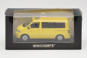 Volkswagen T5 Bus Żółty Minichamps 1:43 842902111 Metal — zdjęcie 4 z 4