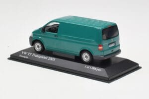 Volkswagen T5 Transporter Zielony Minichamps 1:43 400052261 Metal — zdjęcie 3 z 4