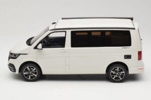 Volkswagen T6.1 California Ocean Candy White Otto 1:18 OT488 Żywica — zdjęcie 3 z 6