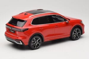 Volkswagen Tiguan eTSI R-Line Persimmon Red Metallic Otto 1:18 OT489 Żywica — zdjęcie 2 z 6