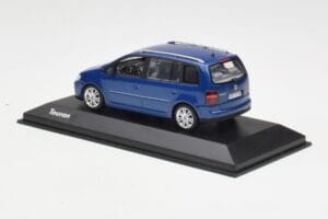 Volkswagen Touran Niebieski Minichamps 1:43 TOURAN002 Metal — zdjęcie 3 z 4