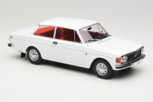 Volvo 142 Biały MCG 1:18 MCG18445 Metal — zdjęcie 4 z 6